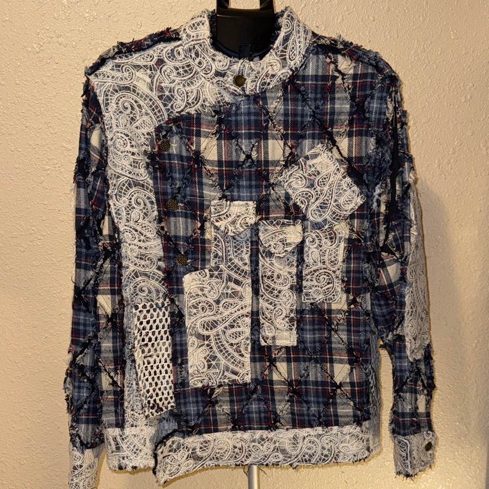POL Medium OVERSIZED Patchwork, Lace, mixed fabric boho plaid button down jacket - Picture 15 of 17